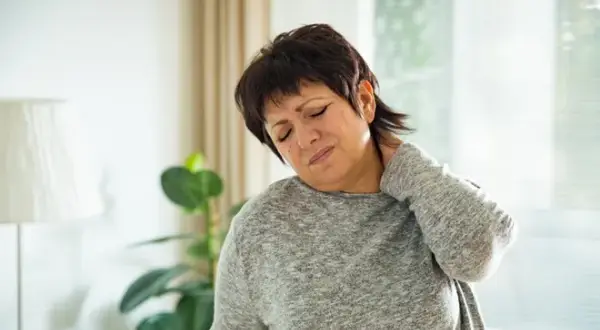 DOMS vs Zakwasy: Czy ból mięśni po treningu to dobry znak?